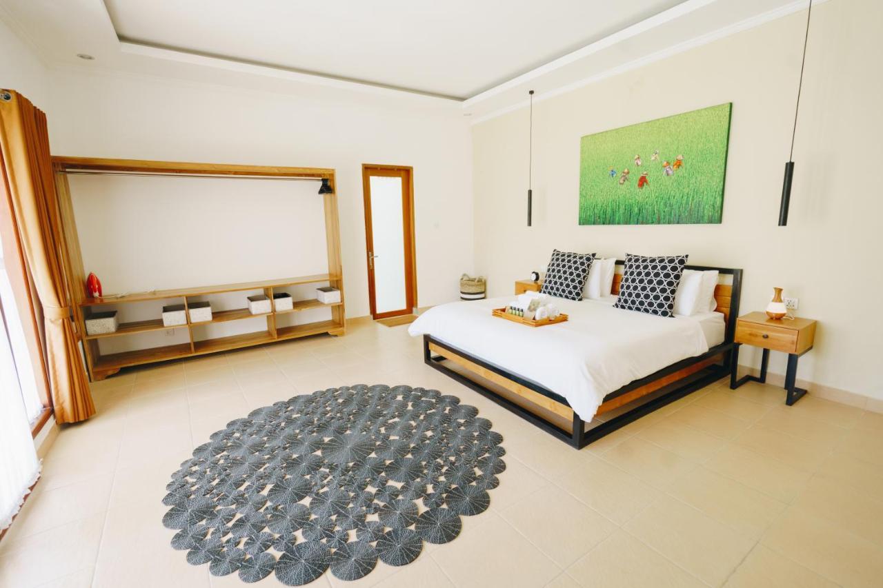 Villa Orked 3 With Family Room Seminyak Exterior photo