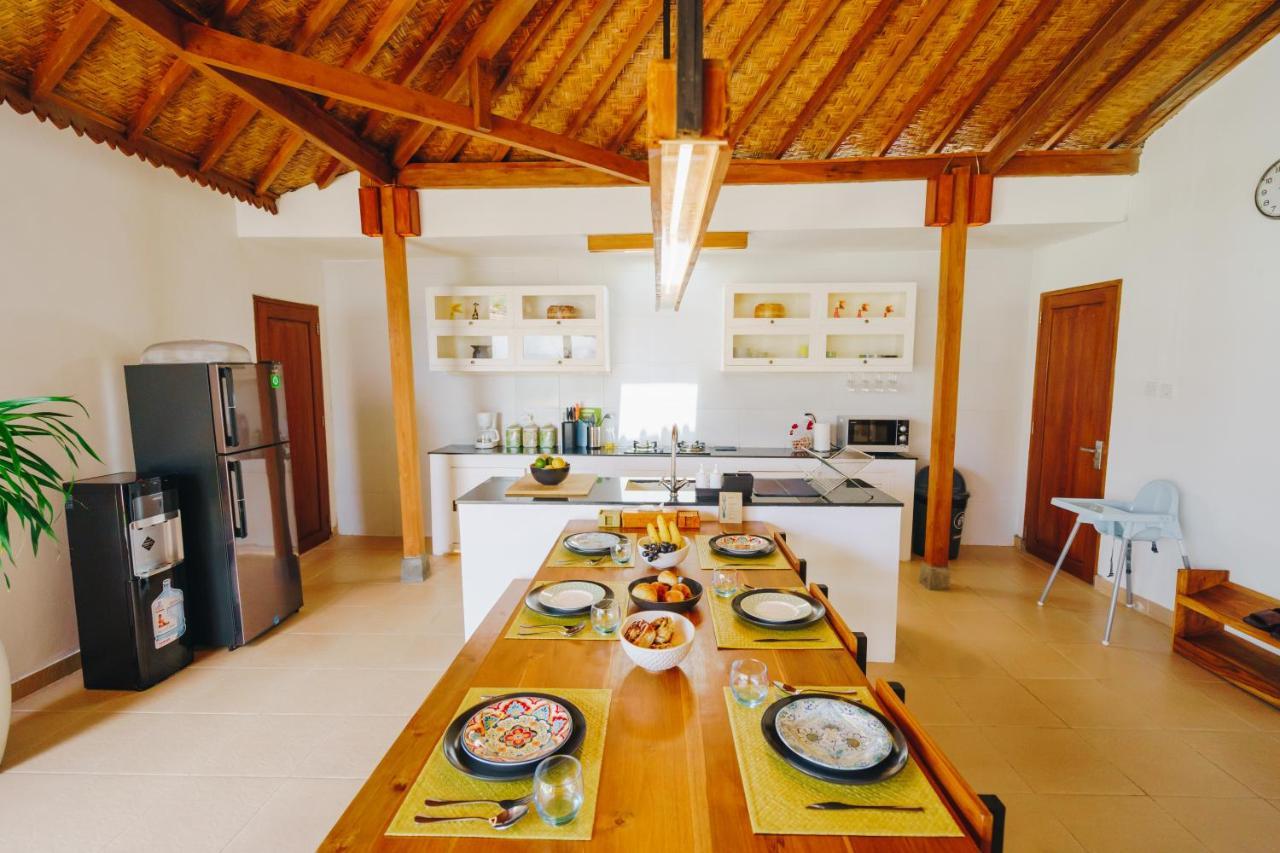 Villa Orked 3 With Family Room Seminyak Exterior photo